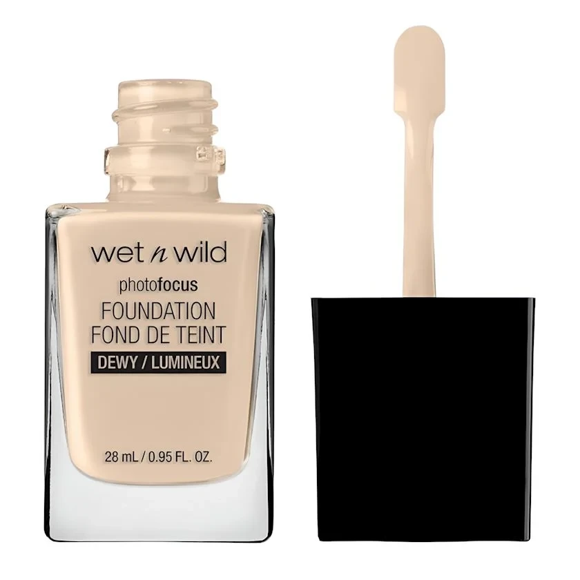 Tonal krem Wet N Wild PhotoFocus Dewy Lumineux Nude Ivory 28 ml